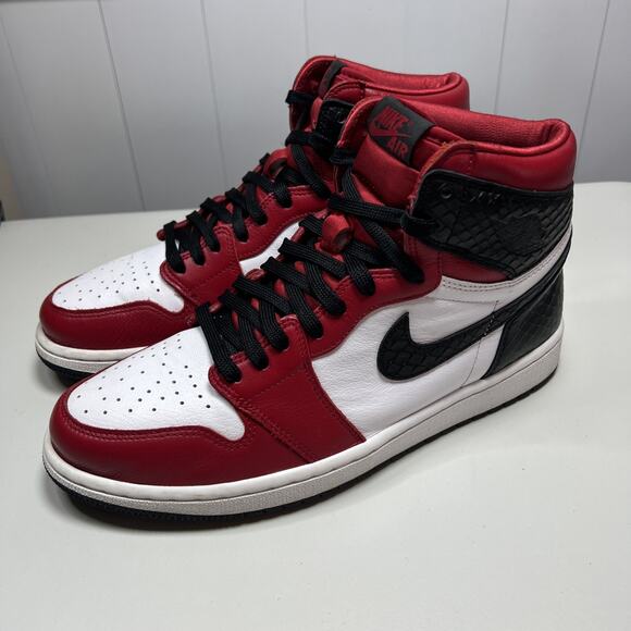 Size 10.5W/9M - Air Jordan 1 Retro OG High Satin Red W - Picture 1 of 8